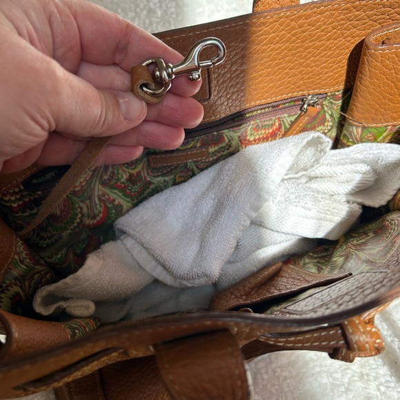 Dooney and Bourke brown leather tassel tote 👜 - Picture 6 of 12